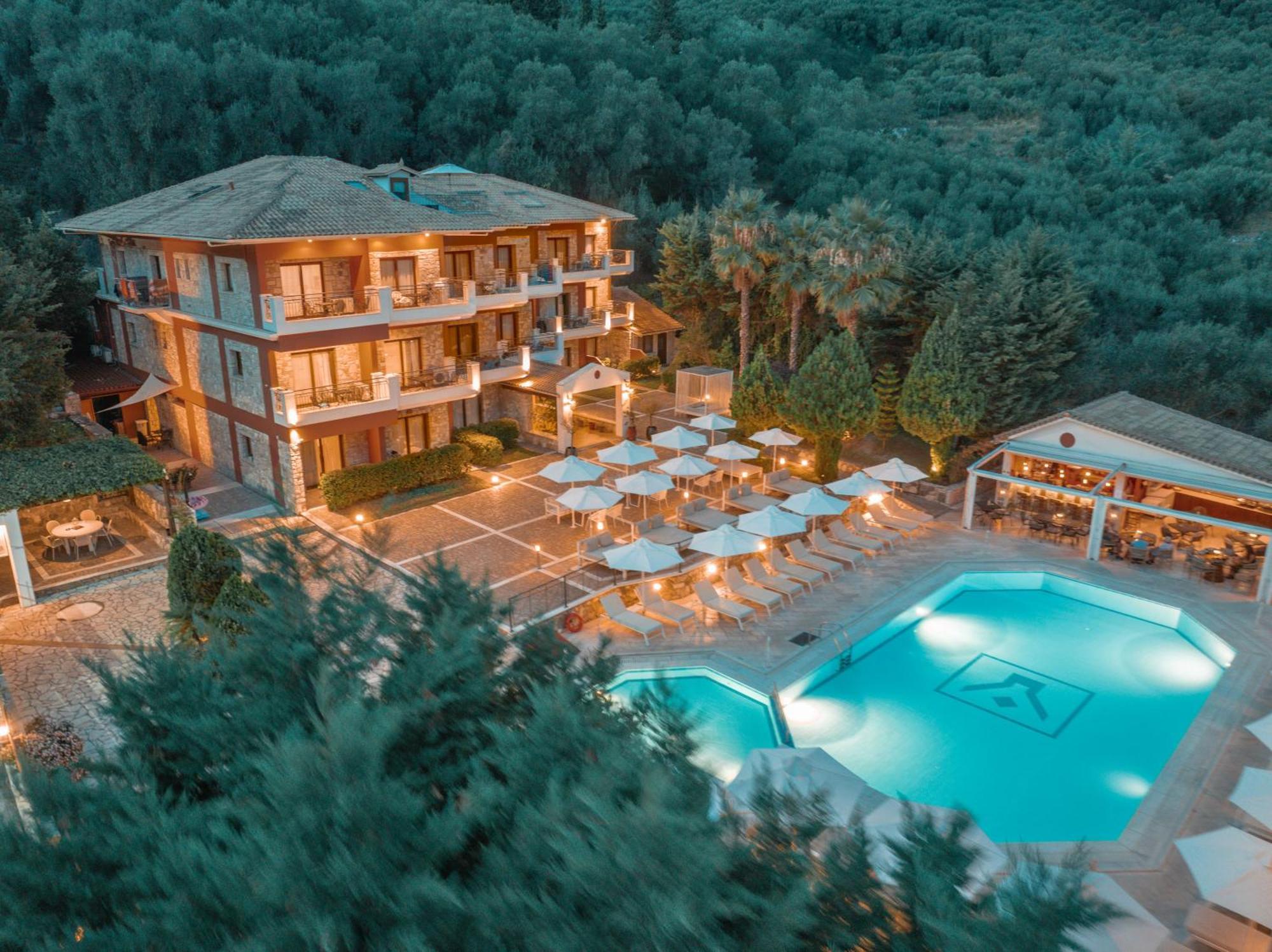 Dracos Hotel بارغا المظهر الخارجي الصورة