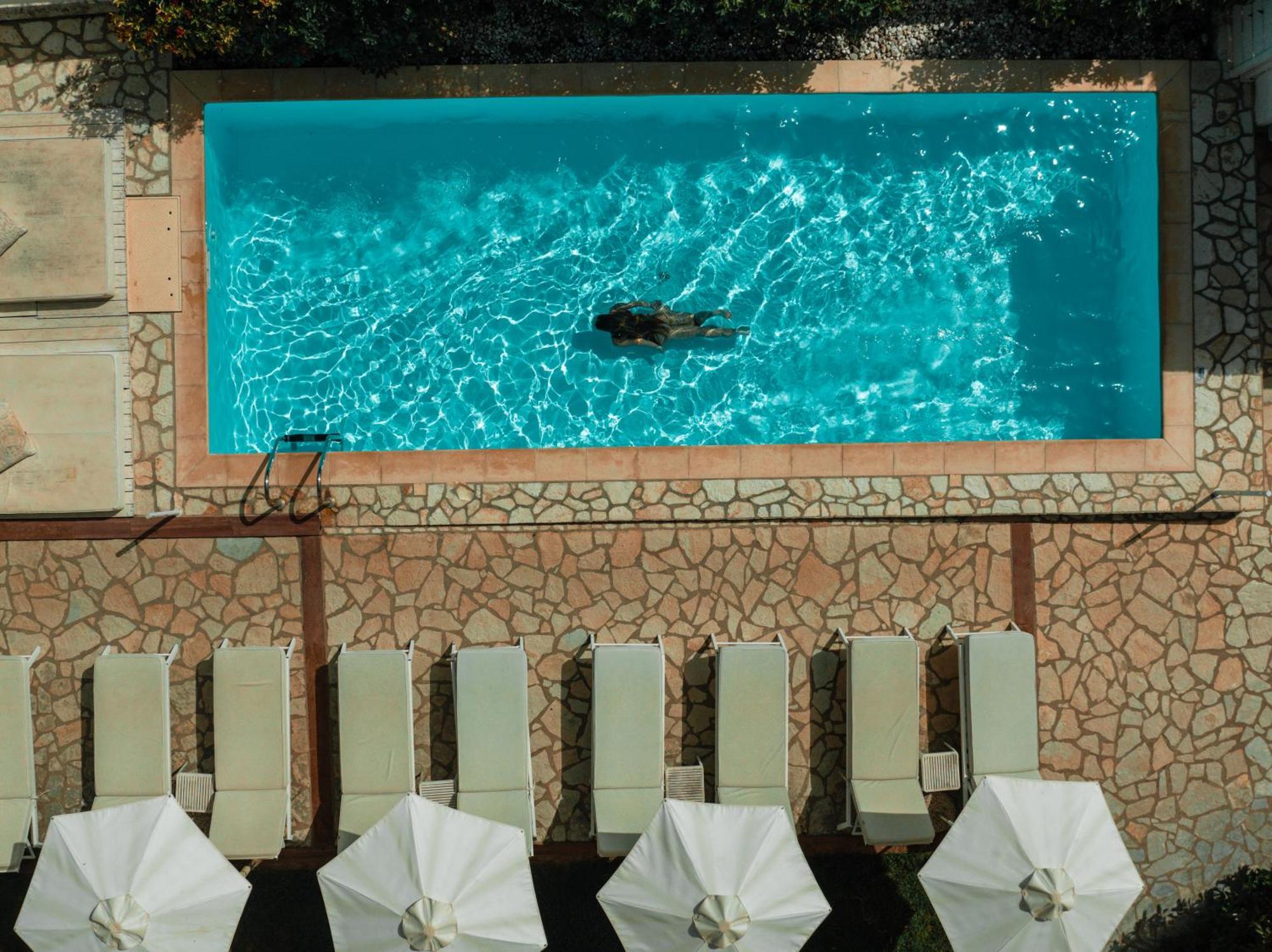 Dracos Hotel بارغا المظهر الخارجي الصورة