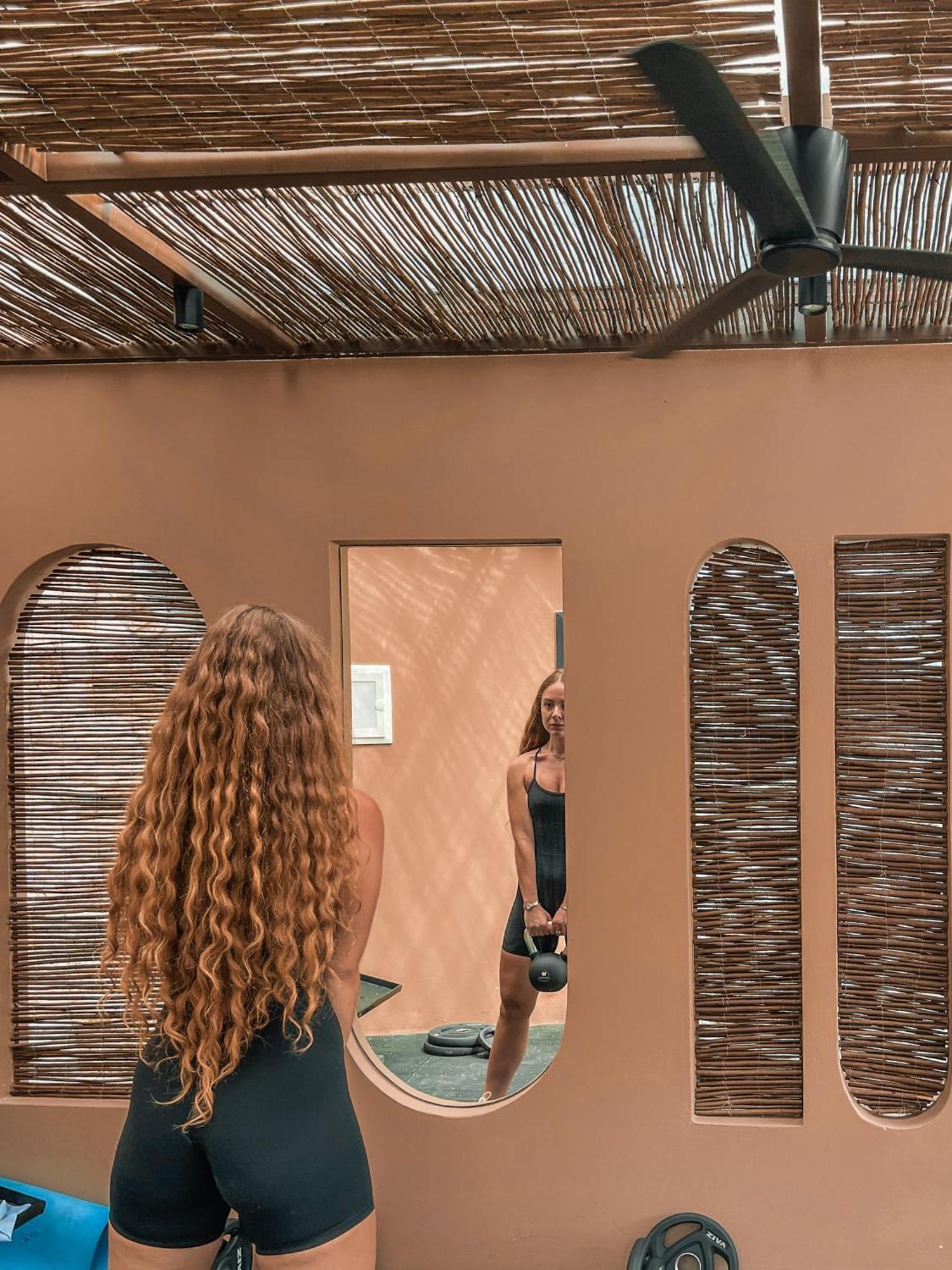 Dracos Hotel بارغا المظهر الخارجي الصورة